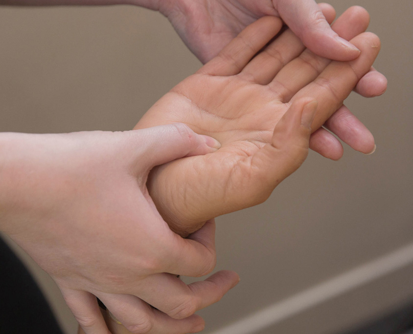 massage des mains